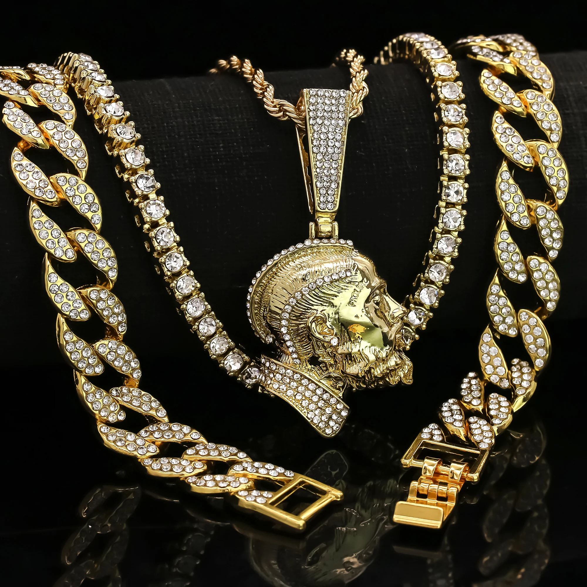 How to Choose the Perfect Hiphop Jewelry for Your Style